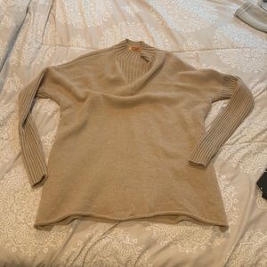 Tory burch tan sweater, size medium.